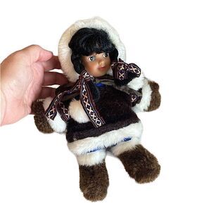 🌴 10” Alaskan Eskimo Girl Plush Doll